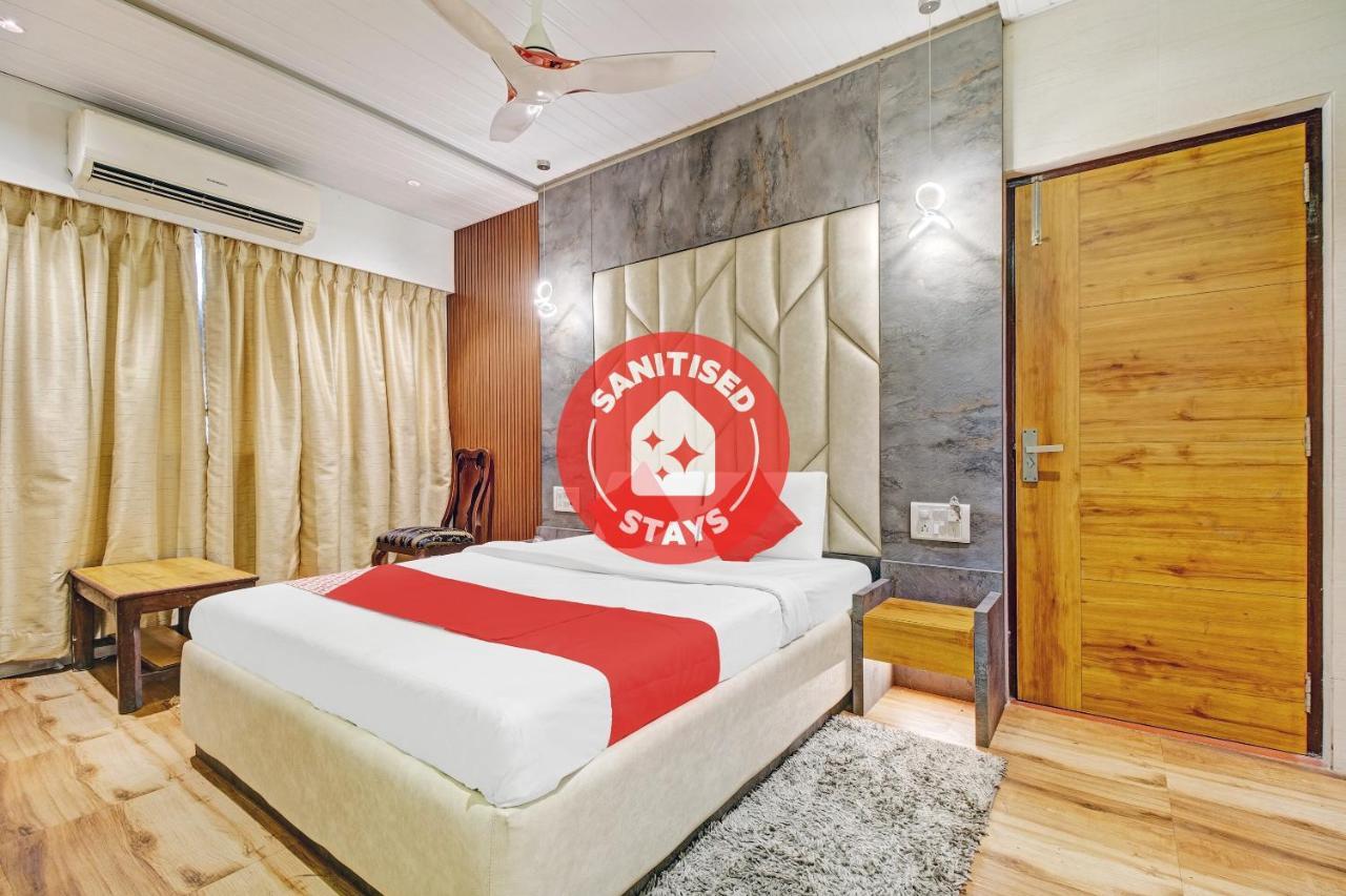Oyo 80762 Hotel New Mini Mahal Turambhe Buitenkant foto