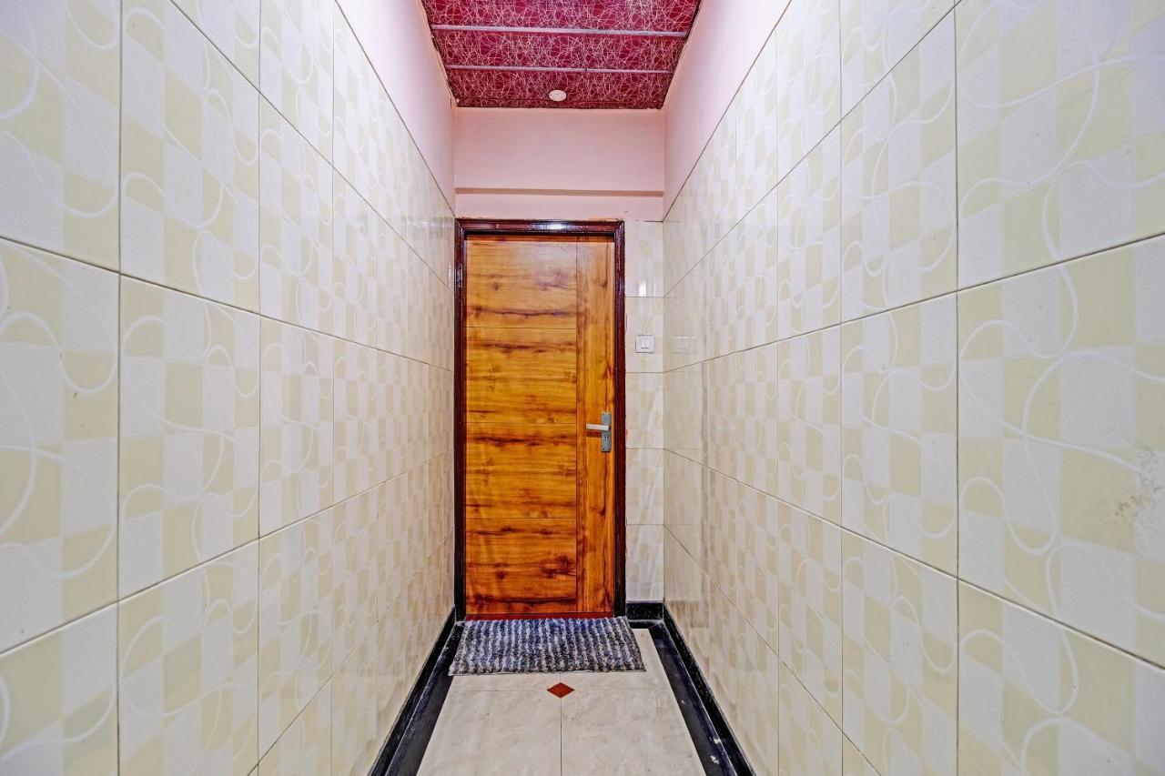 Oyo 80762 Hotel New Mini Mahal Turambhe Buitenkant foto
